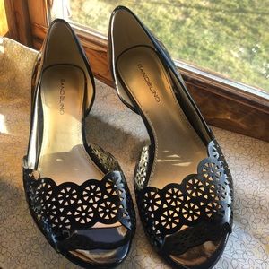 Bandolino Black patent leather dress shoes